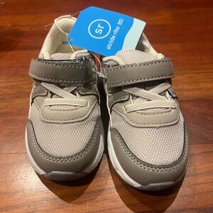 NWT Stride Rite Ace 2.0 Baby / Toddler Sneakers